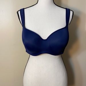 Seamless underwire bra